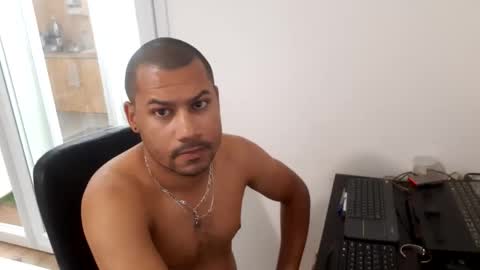 Jamie Lonnas online show from December 15, 2025, 10:41 am