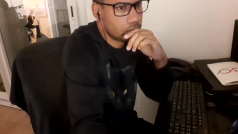 Snapshot of jamielonnas chatting on May 27, 2026, 2:41 am Jamie Lonnas online show from May 27, 2026, 2:41 am