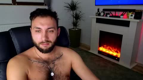 Robbie online show from December 4, 2025, 6:44 am