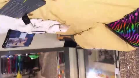 Bootyshows online show from November 13, 2025, 12:59 pm