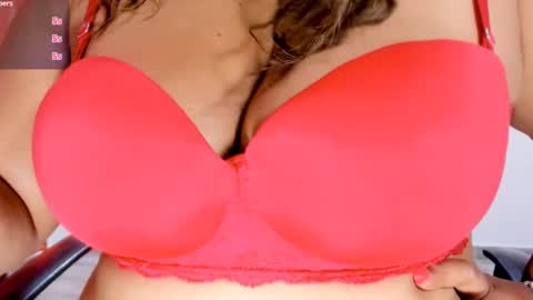 jan_milkhot online show from January 25, 2025, 2:58 pm