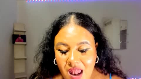 jan_milkhot online show from December 5, 2025, 4:43 am