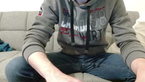 Snapshot of jan_the_man94 chatting on December 28, 2024, 5:25 pm Jan online show from December 28, 2024, 5:25 pm