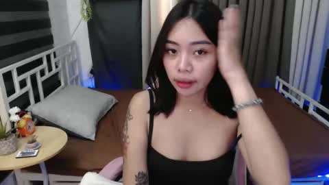 jana_ngo online show from September 18, 2025, 11:40 pm