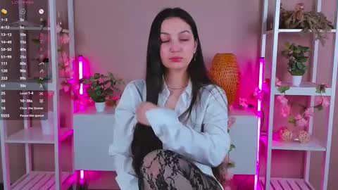 Janae online show from October 26, 2025, 9:42 pm