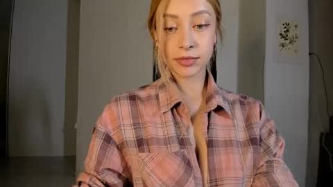 Jane online show from February 9, 2025, 8:02 pm