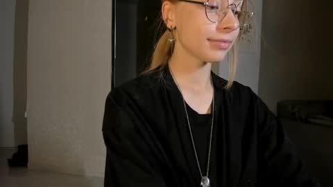 Jane online show from February 10, 2025, 9:47 pm