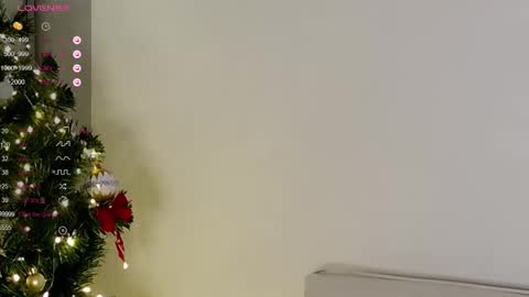 your kitty JANE roawww online show from December 19, 2025, 5:14 am