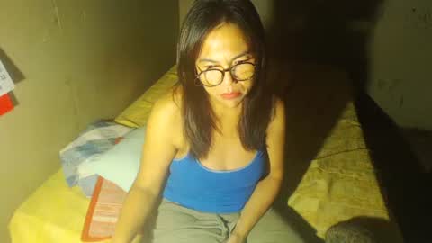 Snapshot of jane_phaiyoth69 chatting on February 20, 2025, 9:33 am JANE online show from February 20, 2025, 9:33 am