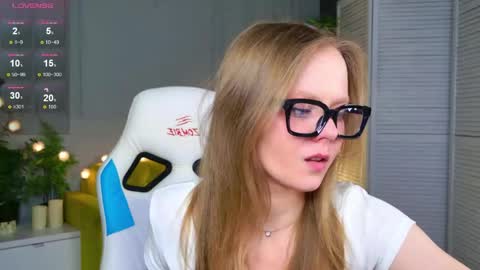 Snapshot of jane_westt chatting on April 27, 2026, 2:48 pm jane_westt online show from April 27, 2026, 2:48 pm