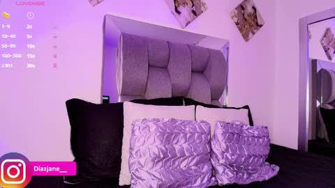 Jennifer online show from April 1, 2026, 7:11 pm