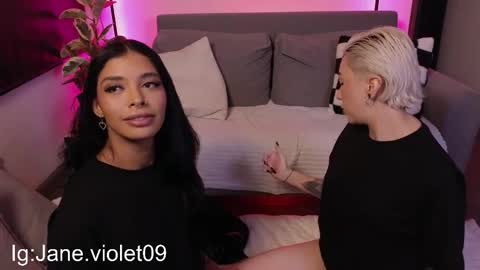 Jane online show from October 2, 2025, 12:17 am