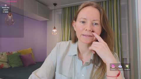 janepearl online show from December 14, 2024, 1:59 pm