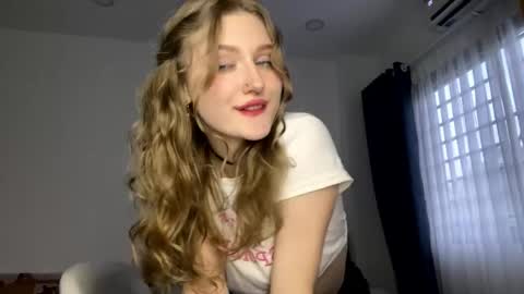 Janie online show from April 17, 2026, 11:02 am