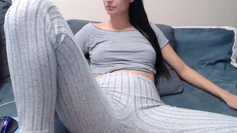 Snapshot of janette_sexy chatting on September 11, 2025, 7:47 pm janette online show from September 11, 2025, 7:47 pm