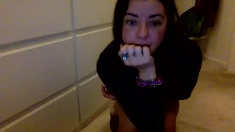 janicepepper online show from December 24, 2024, 3:05 pm