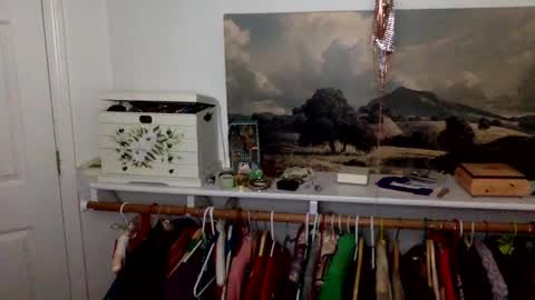 janicepepper online show from October 1, 2025, 3:40 pm