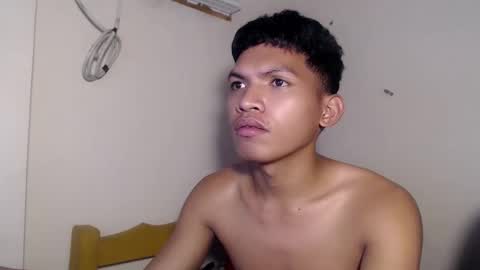 janlloyd04 online show from October 26, 2025, 7:03 am