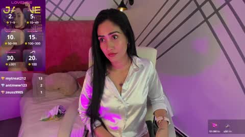 Janne for u online show from December 28, 2024, 2:22 am