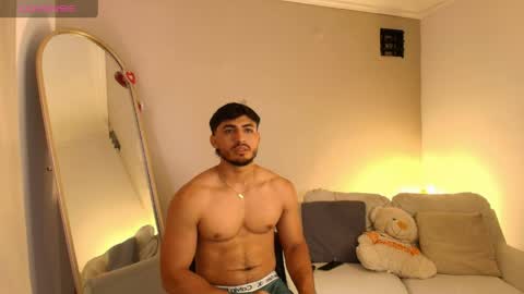 janomar01 online show from April 14, 2026, 6:25 pm