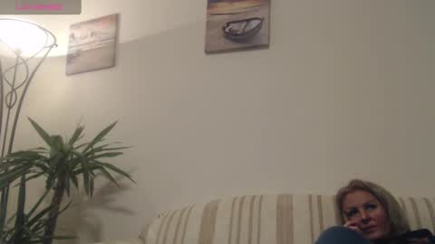 jaqueline88 online show from December 4, 2024, 5:38 am