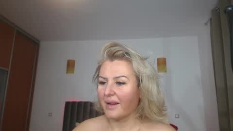 jaqueline88 online show from December 30, 2024, 7:26 am