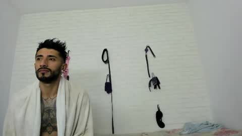 Snapshot of jaryandnick_smith chatting on May 1, 2026, 2:49 am jaryandnick_smith online show from May 1, 2026, 2:49 am