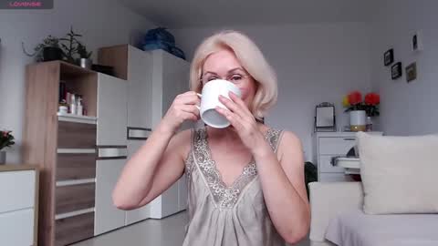 Jasmin room for people 40 online show from November 19, 2025, 8:03 am