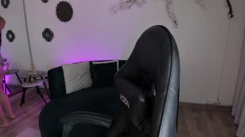 JASMIN online show from April 2, 2026, 2:20 am