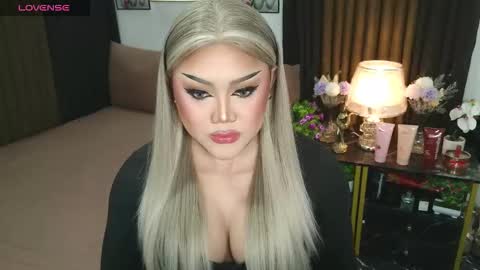 Jasmine Brandy online show from September 10, 2025, 2:22 am