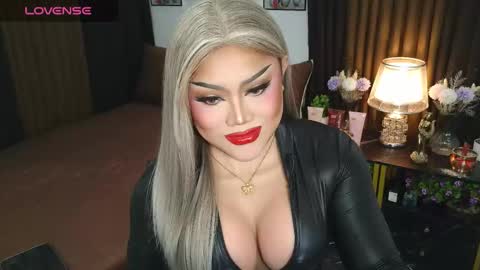 Jasmine Brandy online show from October 8, 2025, 11:13 pm