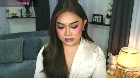 Jasmine Brandy online show from April 12, 2026, 12:54 pm