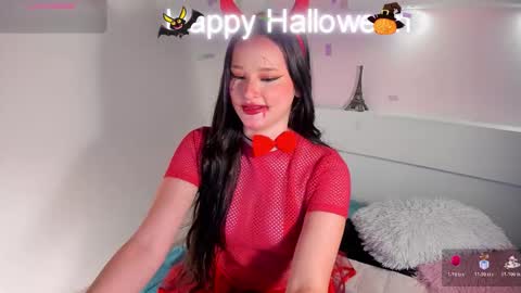 Jazmin online show from October 31, 2025, 8:32 pm