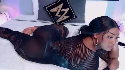 Instagram jasminecampbell1  online show from March 26, 2026, 6:35 pm