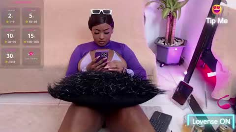Snapshot of jasminecampbell chatting on July 7, 2026, 12:46 am Instagram jasminecampbell1 online show from July 7, 2026, 12:46 am