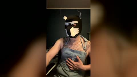 Snapshot of jason_2336 chatting on April 8, 2026, 7:25 pm Jason online show from April 8, 2026, 7:25 pm