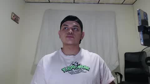 jason_boy_ online show from April 19, 2026, 4:56 am