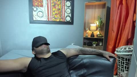 Snapshot of jason_risto chatting on May 5, 2026, 12:40 am jason_risto online show from May 5, 2026, 12:40 am