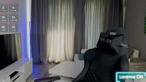 FOR CUSTOM VIDEOS DM    online show from February 19, 2026, 7:48 am