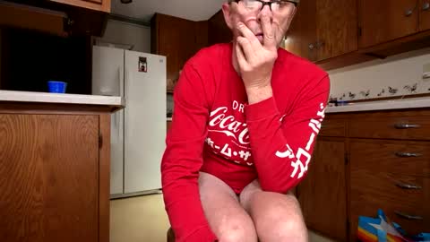 Snapshot of jasonlake1 chatting on January 14, 2026, 5:24 am Eric2900 online show from January 14, 2026, 5:24 am