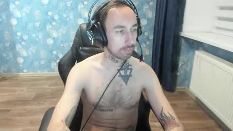 jasonwaker online show from November 8, 2025, 8:40 pm