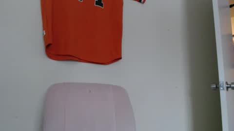 jasper1thewhor3 online show from February 18, 2026, 8:49 pm