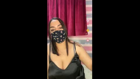 Snapshot of jassmina_7 chatting on January 8, 2025, 9:12 pm Jassmina online show from January 8, 2025, 9:12 pm