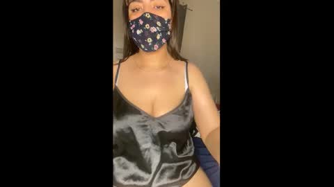 Jassmina  online show from November 19, 2025, 1:33 pm