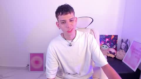 jasson___ online show from December 14, 2025, 11:37 am