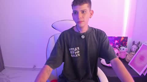 jasson___ online show from December 15, 2025, 2:21 pm