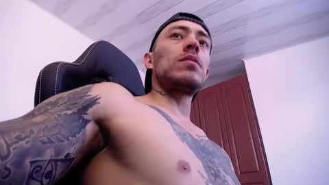 Snapshot of jasson_king01 chatting on April 24, 2026, 4:42 pm JKing online show from April 24, 2026, 4:42 pm
