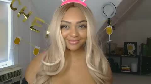Snapshot of jassynicole chatting on December 31, 2024, 7:07 pm Jaslene Lovely online show from December 31, 2024, 7:07 pm