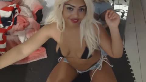 Snapshot of jassynicole chatting on February 12, 2025, 9:11 pm Jaslene Lovely online show from February 12, 2025, 9:11 pm