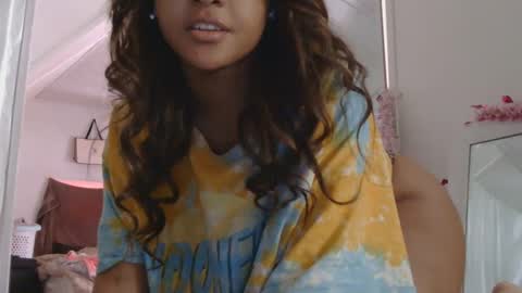 Snapshot of jassynicole chatting on February 21, 2025, 3:10 pm Jaslene Lovely online show from February 21, 2025, 3:10 pm
